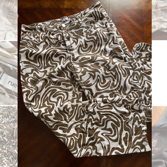 Rue21 Denim - Rue21 Brown and White Patterned Boyfriend Jeans